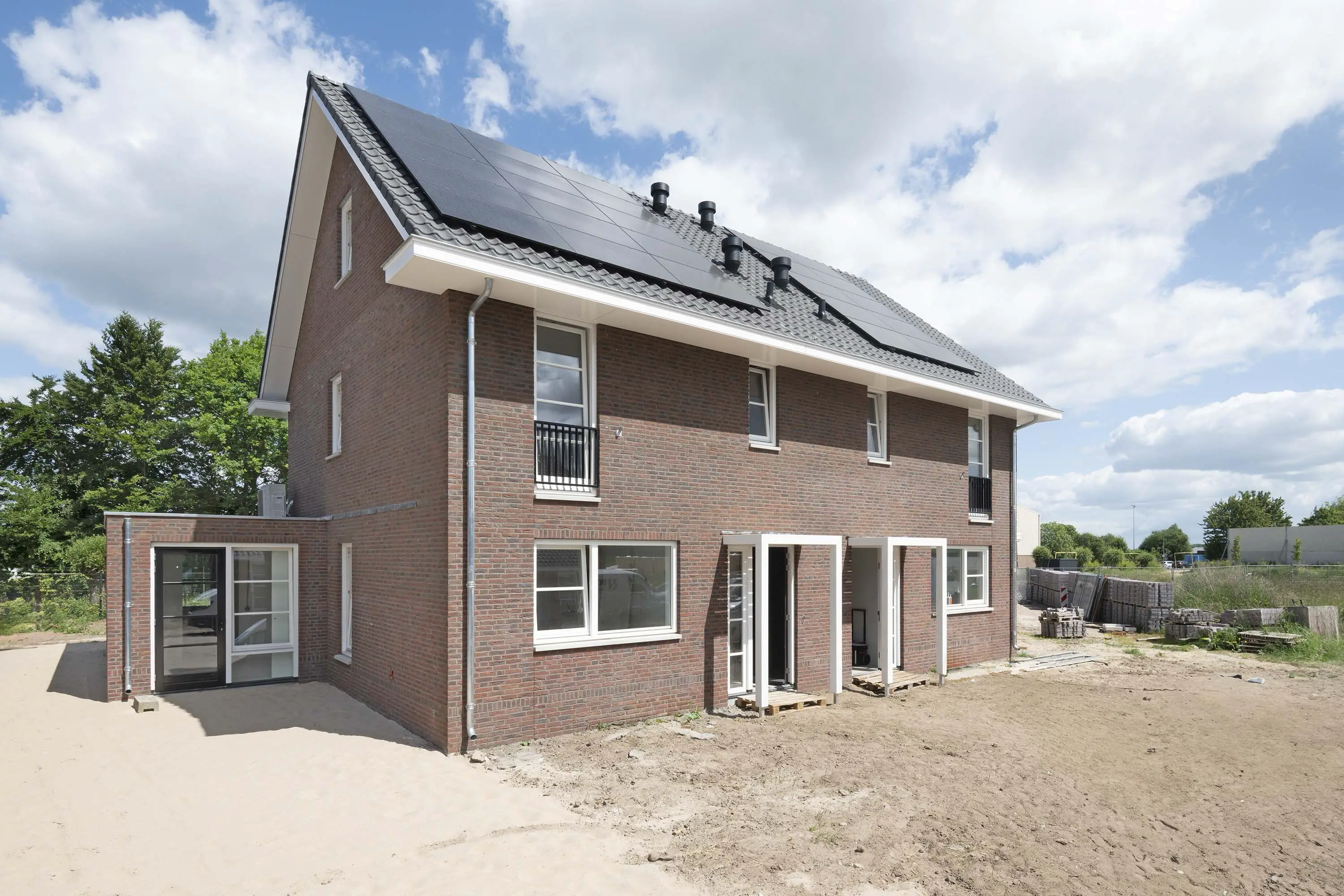 Deze nieuwbouwwoning werd door Scheffer Glas voorzien van HR++ beglazing.